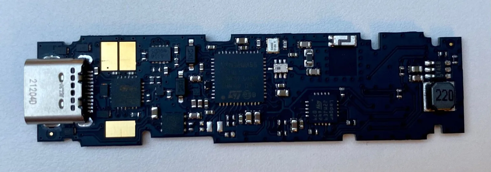 Bo mạch Ledger Nano X Revision 3 (PCB đen) mặt trước